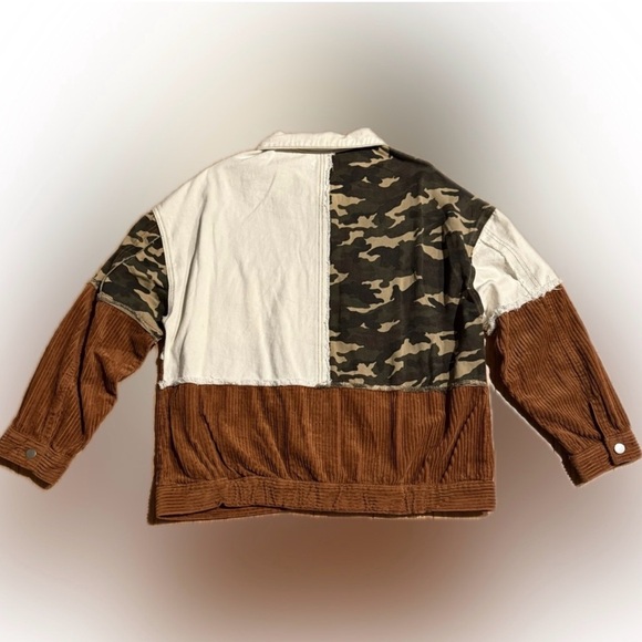 POL Camel Mix It Up Denim patch jacket NWOT - Picture 3 of 6